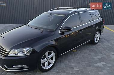 Універсал Volkswagen Passat 2014 в Харкові