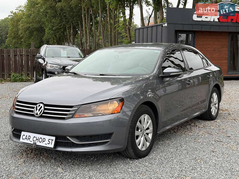 Седан Volkswagen Passat 2012 в Стрые