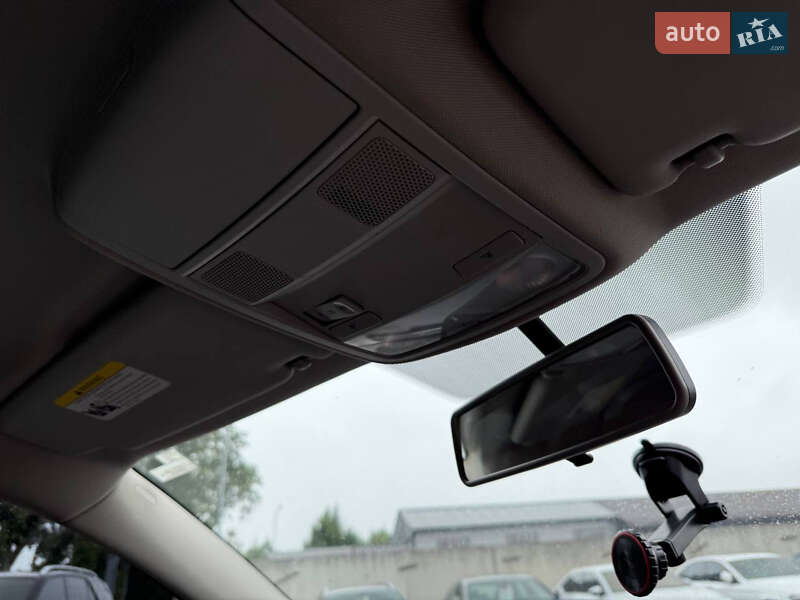 Седан Volkswagen Passat 2012 в Стрые