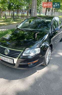 Седан Volkswagen Passat 2007 в Киеве