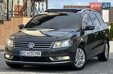 Універсал Volkswagen Passat 2013 в 