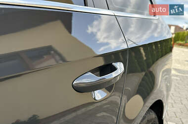 Універсал Volkswagen Passat 2013 в 