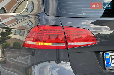 Універсал Volkswagen Passat 2013 в 