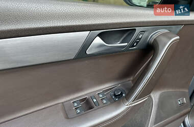 Універсал Volkswagen Passat 2013 в 