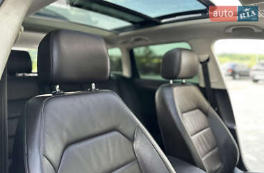 Універсал Volkswagen Passat 2013 в 