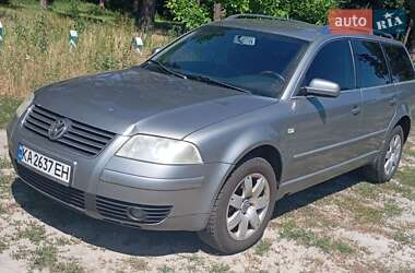 Універсал Volkswagen Passat 2001 в 
