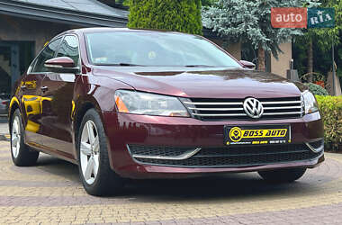 Седан Volkswagen Passat 2011 в Львові