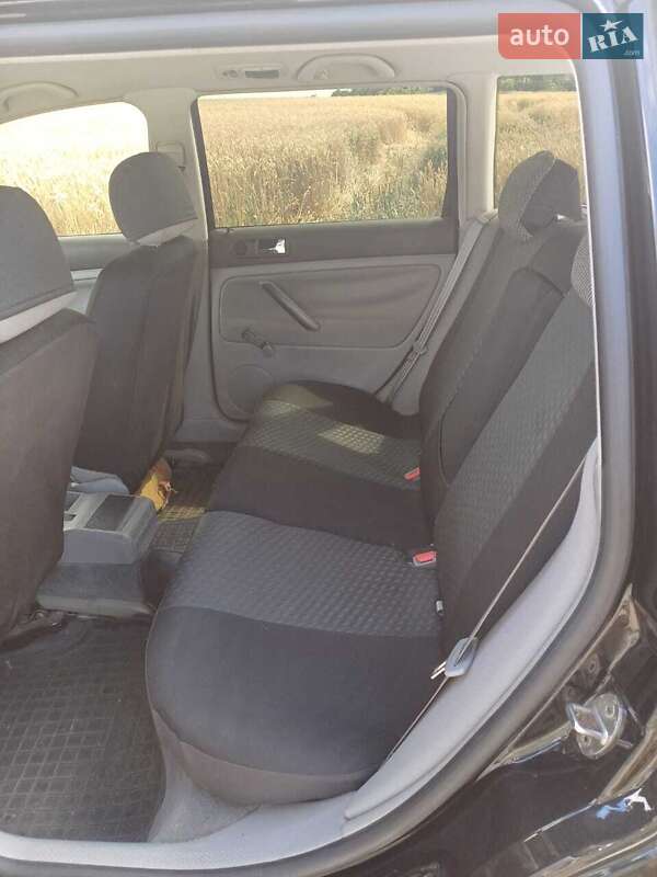 Универсал Volkswagen Passat 2000 в Белой Церкви