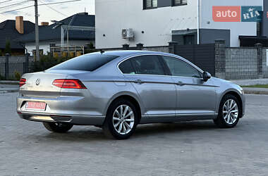 Седан Volkswagen Passat 2019 в 