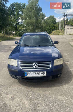 Універсал Volkswagen Passat 2001 в Новояворівську