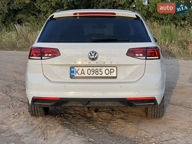 Универсал Volkswagen Passat 2019 в Петропавловской Борщаговке
