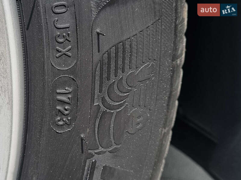 Универсал Volkswagen Passat 2019 в Петропавловской Борщаговке