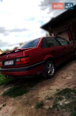 Седан Volkswagen Passat 1989 в Львове