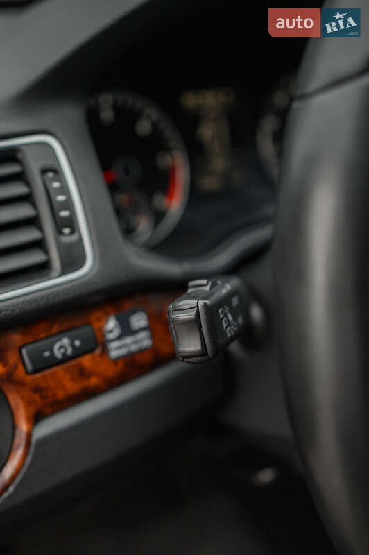 Седан Volkswagen Passat 2013 в Новояворовске