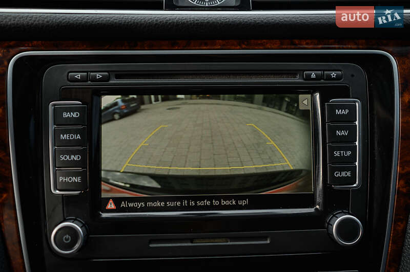 Седан Volkswagen Passat 2013 в Новояворовске