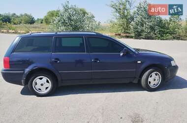 Универсал Volkswagen Passat 1998 в Баштанке