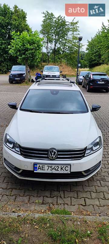 Універсал Volkswagen Passat 2014 в 