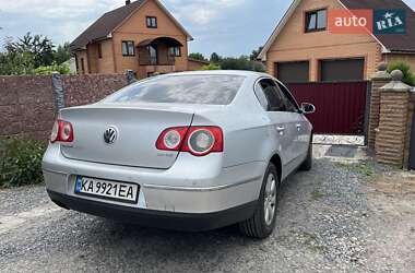Седан Volkswagen Passat 2007 в Киеве