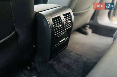 Універсал Volkswagen Passat 2010 в 
