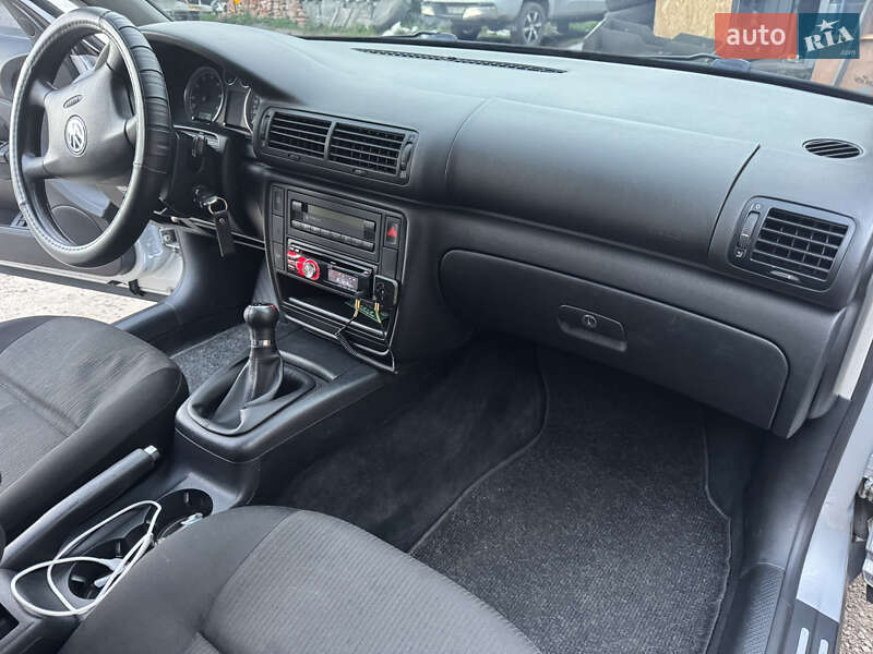 Універсал Volkswagen Passat 2001 в Чернігові