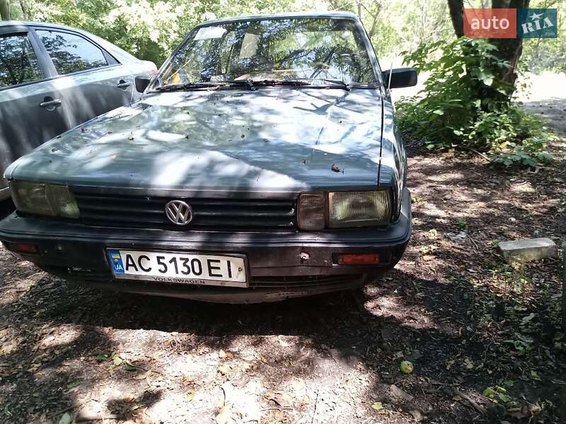 Универсал Volkswagen Passat 1985 в 