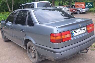 Седан Volkswagen Passat 1994 в Кривом Роге