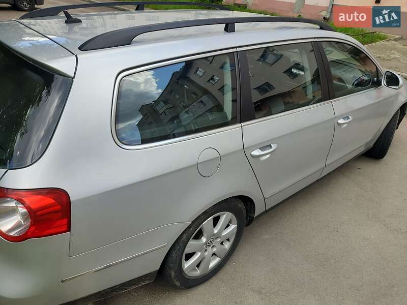 Универсал Volkswagen Passat 2006 в Стрые