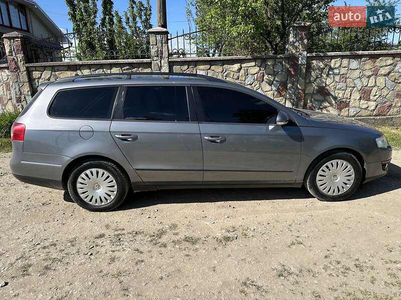 Універсал Volkswagen Passat 2008 в Надвірній