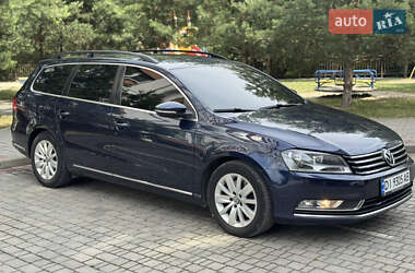 Универсал Volkswagen Passat 2011 в 