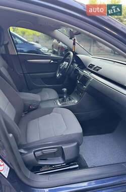 Универсал Volkswagen Passat 2011 в 