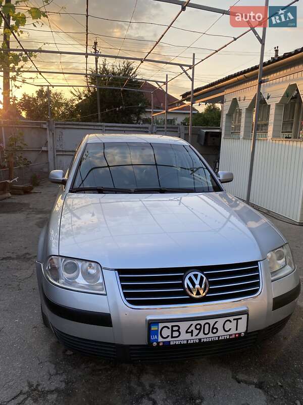 Седан Volkswagen Passat 2003 в Соснице