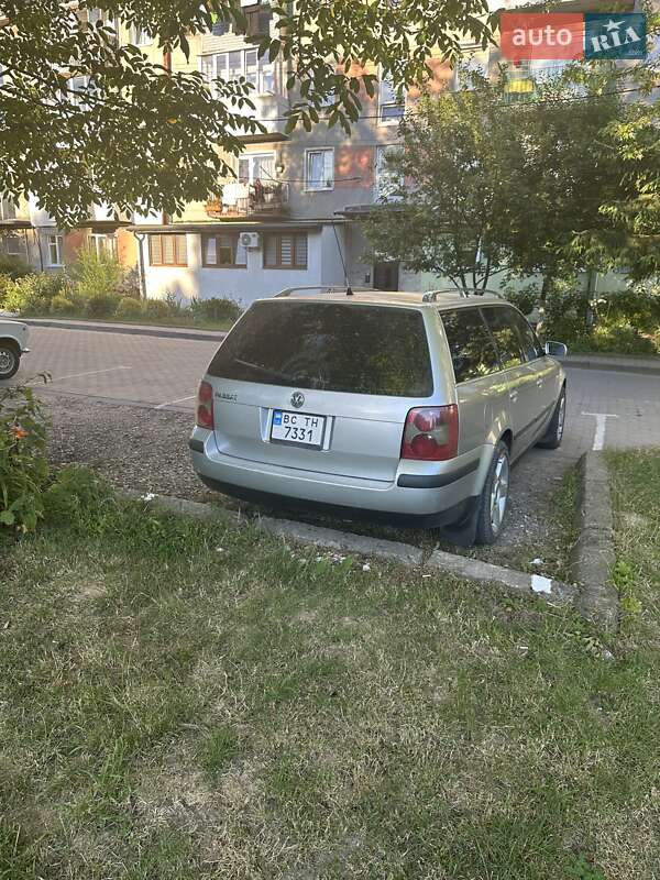 Універсал Volkswagen Passat 2002 в Львові