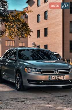 Седан Volkswagen Passat 2012 в Нетешине
