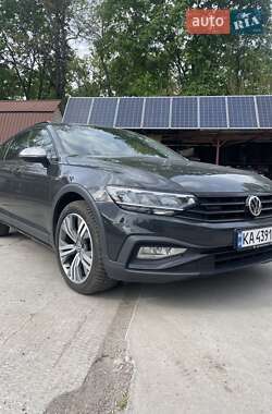 Універсал Volkswagen Passat 2019 в Кропивницькому