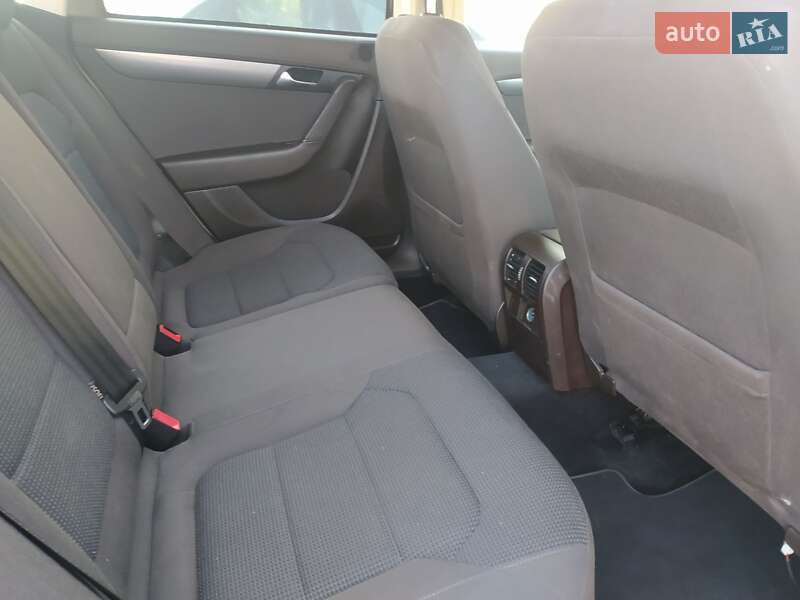 Универсал Volkswagen Passat 2012 в Стрые