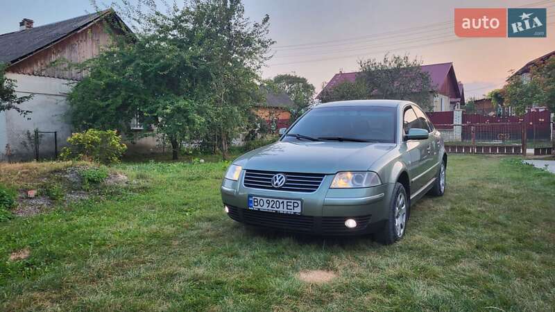 Седан Volkswagen Passat 2002 в Тернополе