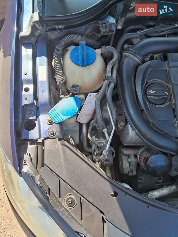 Універсал Volkswagen Passat 2011 в Луцьку