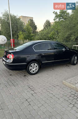 Седан Volkswagen Passat 2007 в Дрогобыче