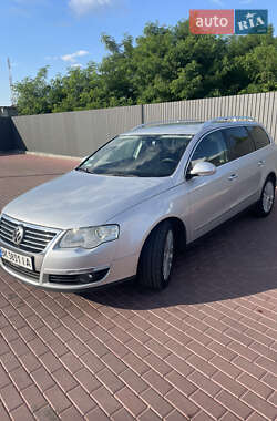 Универсал Volkswagen Passat 2008 в Сарнах