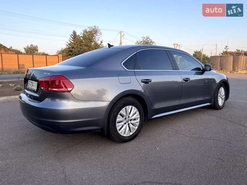 Седан Volkswagen Passat 2014 в Кривом Роге
