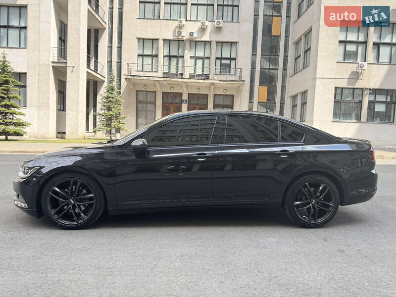 Седан Volkswagen Passat 2018 в Харькове
