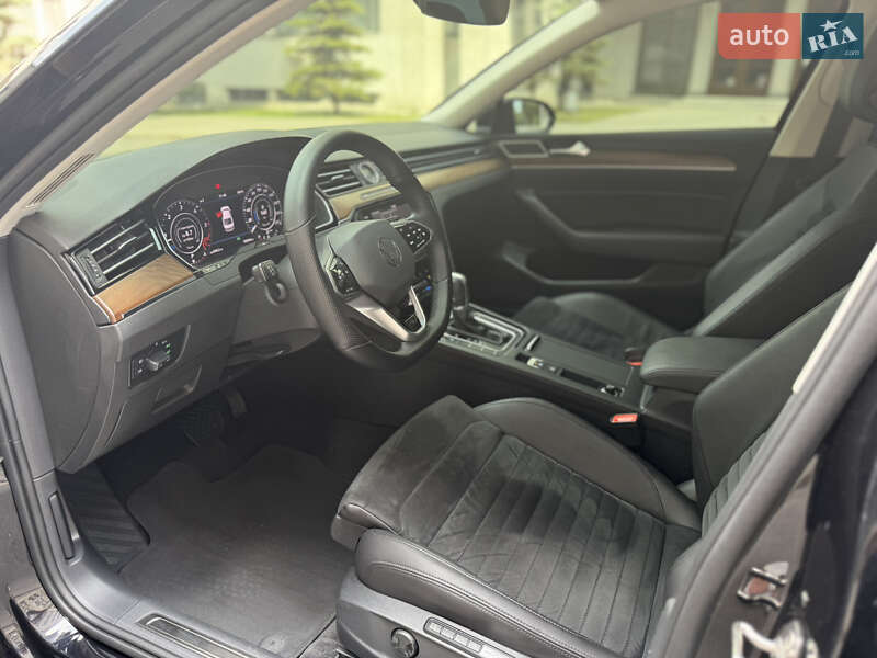 Седан Volkswagen Passat 2018 в Харькове