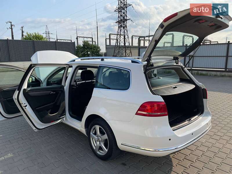 Универсал Volkswagen Passat 2011 в Луцке