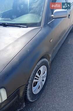 Универсал Volkswagen Passat 1998 в Львове