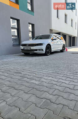 Універсал Volkswagen Passat 2017 в Бучачі