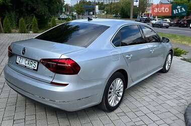 Седан Volkswagen Passat 2016 в 