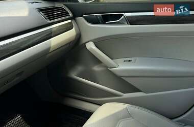 Седан Volkswagen Passat 2016 в 