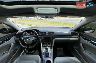 Седан Volkswagen Passat 2016 в 