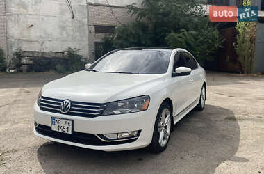 Седан Volkswagen Passat 2013 в Днепре