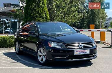 Седан Volkswagen Passat 2012 в Києві